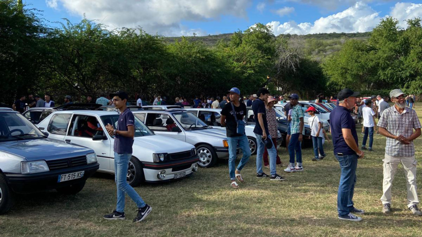 Rassemblement de véhicules de collection et Young Timers à Saint-Gilles