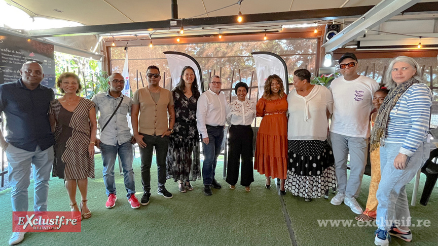 La photo de famille lors de la conférence de presse de présentation