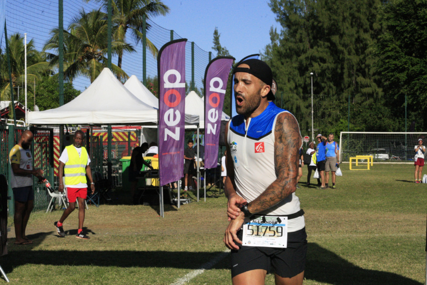 Alexandre Dépêche est parti devant dès les premières descentes Alexandre Dépêche est parti devant dès les premières descentes