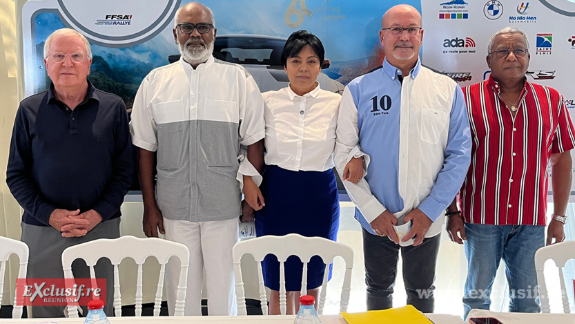 Muriel Rajoel avec quelques ex-présidents de l'ASAR: Richard Valencienne, Pascal Ramassamy, Alain Albany et André Latchoumane Muriel Rajoel avec quelques ex-présidents de l'ASAR: Richard Valencienne, Pascal Ramassamy, Alain Albany et André Latchoumane