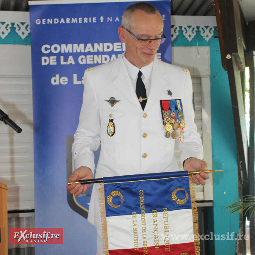 Gendarmerie: départ du général Pierre Poty, photos de la cérémonie Gendarmerie: départ du général Pierre Poty, photos de la cérémonie