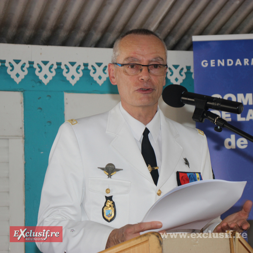 Gendarmerie: départ du général Pierre Poty, photos de la cérémonie
