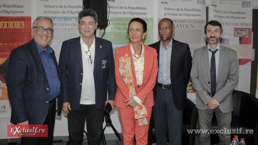 Gilles Hubert, Jean-Paul Nanguet, chef de la délégation Club R, Huguette Bello, Joseph Bréma, et Gilles Hubert