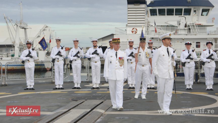 Passation de commandement sur la frégate Floréal: photos Passation de commandement sur la frégate Floréal: photos