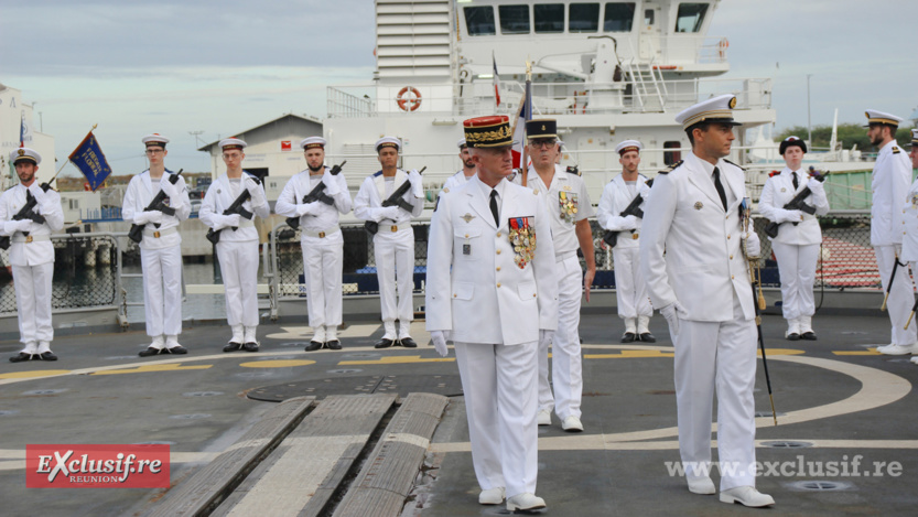 Passation de commandement sur la frégate Floréal: photos Passation de commandement sur la frégate Floréal: photos