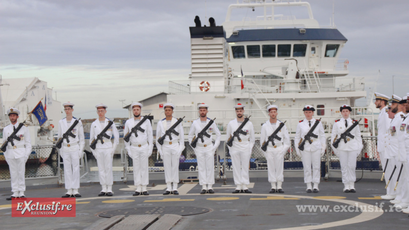 Passation de commandement sur la frégate Floréal: photos Passation de commandement sur la frégate Floréal: photos
