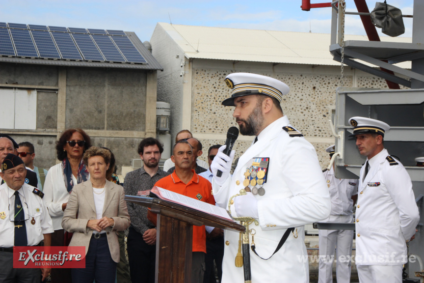 Passation de commandement sur la frégate militaire Nivôse: photos Passation de commandement sur la frégate militaire Nivôse: photos