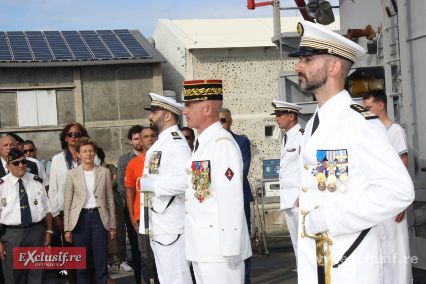 Passation de commandement sur la frégate militaire Nivôse: photos