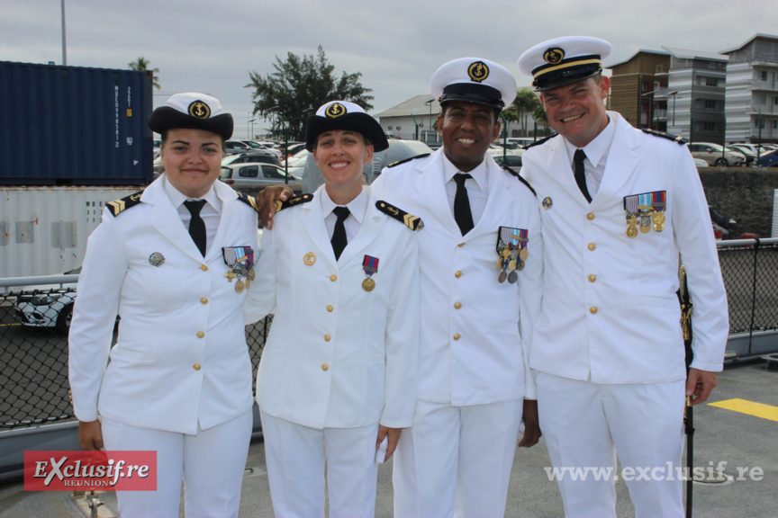Passation de commandement sur la frégate militaire Nivôse: photos Passation de commandement sur la frégate militaire Nivôse: photos