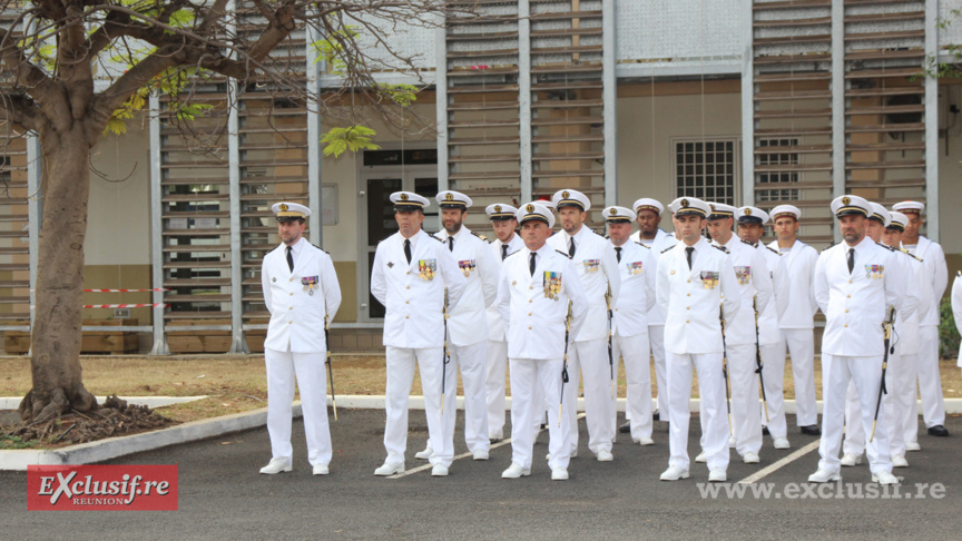 Passation de commandement à la Base Navale du Port: photos
