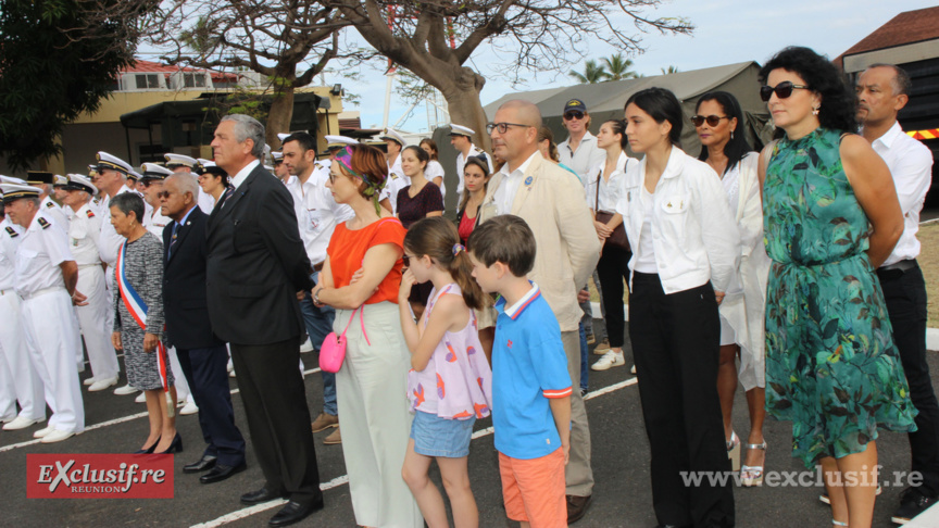 Passation de commandement à la Base Navale du Port: photos Passation de commandement à la Base Navale du Port: photos