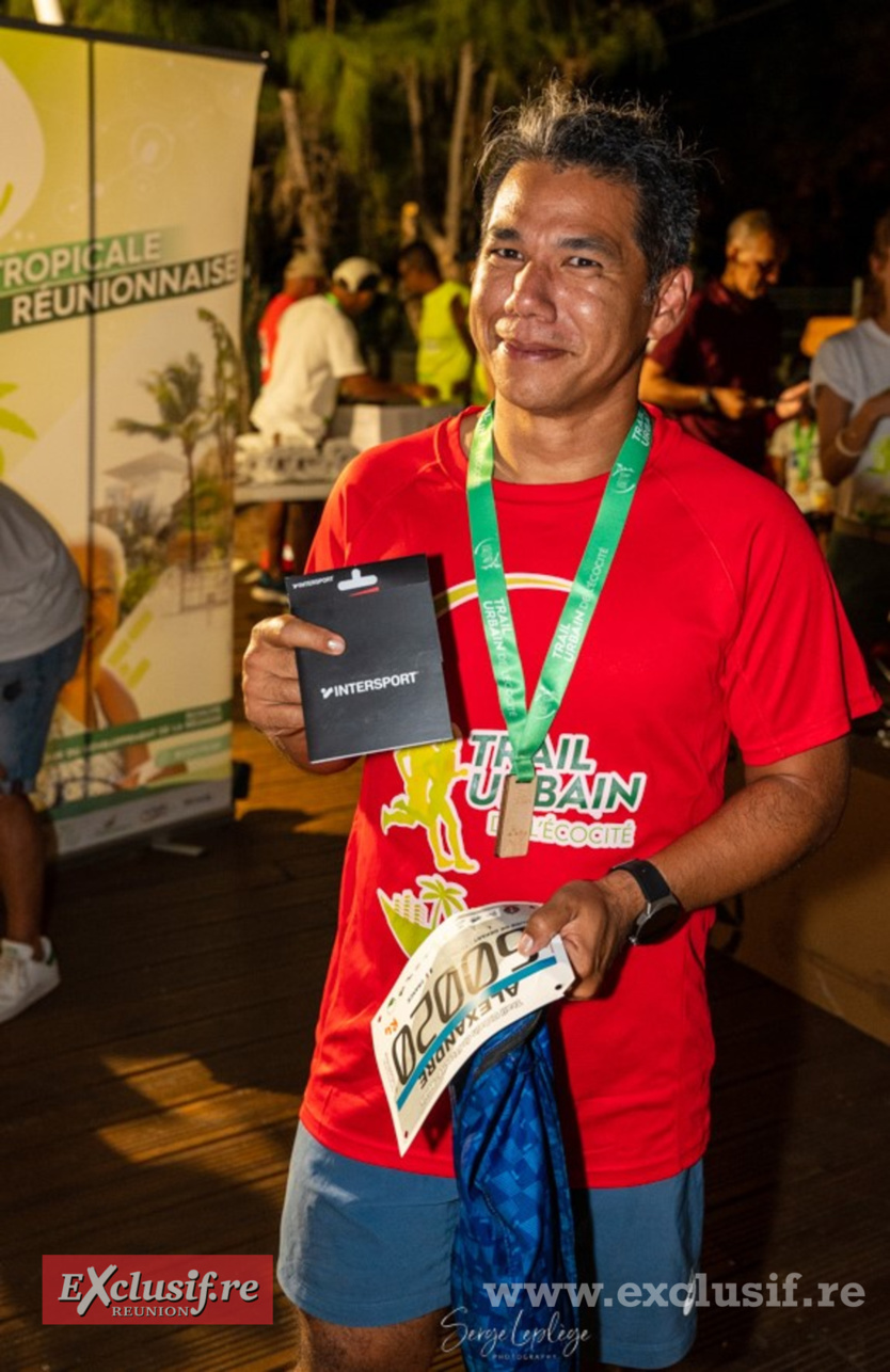 Eugénie Mareux et Ludovic Jasmin ont survolé le premier Trail Urbain de l'Écocité Eugénie Mareux et Ludovic Jasmin ont survolé le premier Trail Urbain de l'Écocité