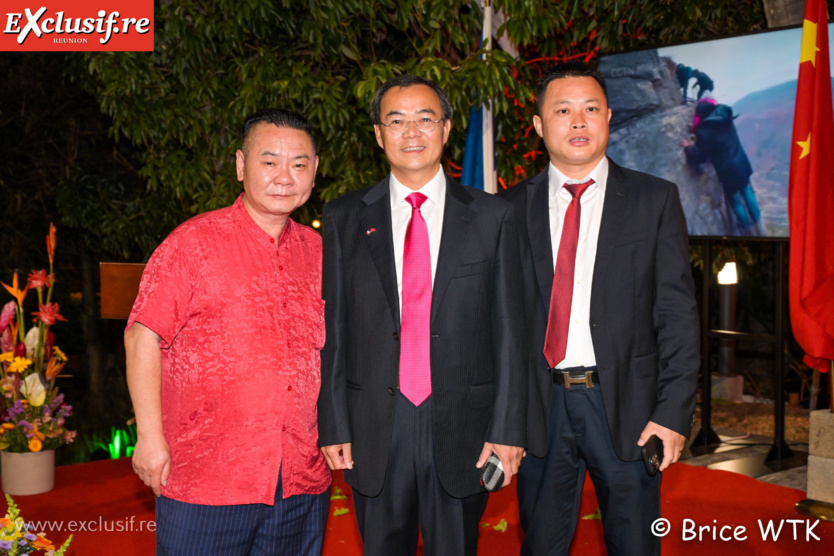 74ème anniversaire de la République Populaire de Chine: photos de la soirée 74ème anniversaire de la République Populaire de Chine: photos de la soirée