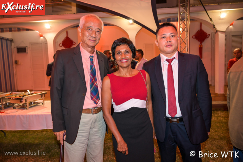 74ème anniversaire de la République Populaire de Chine: photos de la soirée 74ème anniversaire de la République Populaire de Chine: photos de la soirée