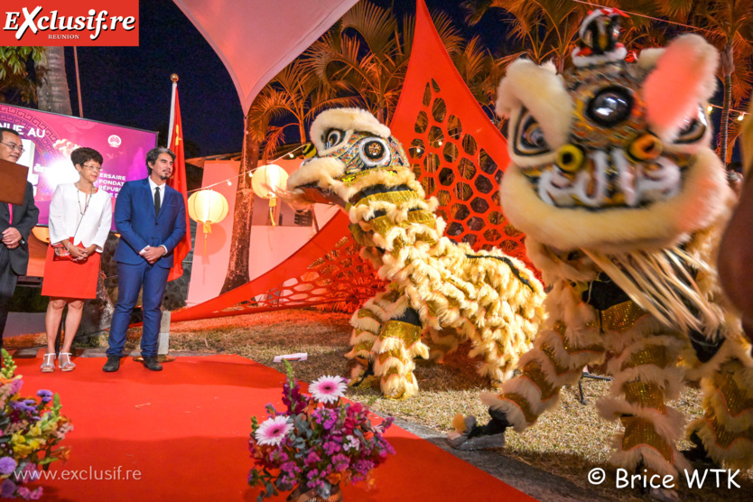 74ème anniversaire de la République Populaire de Chine: photos de la soirée 74ème anniversaire de la République Populaire de Chine: photos de la soirée