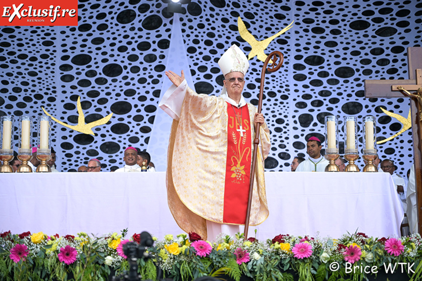 L'ordination de Monseigneur Chane-Teng: l'album photos de la cérémonie