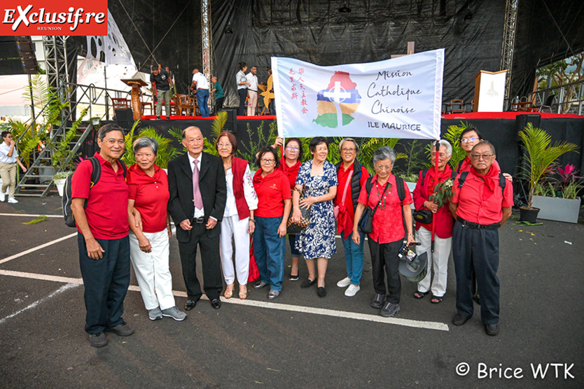 L'ordination de Monseigneur Chane-Teng: l'album photos de la cérémonie L'ordination de Monseigneur Chane-Teng: l'album photos de la cérémonie