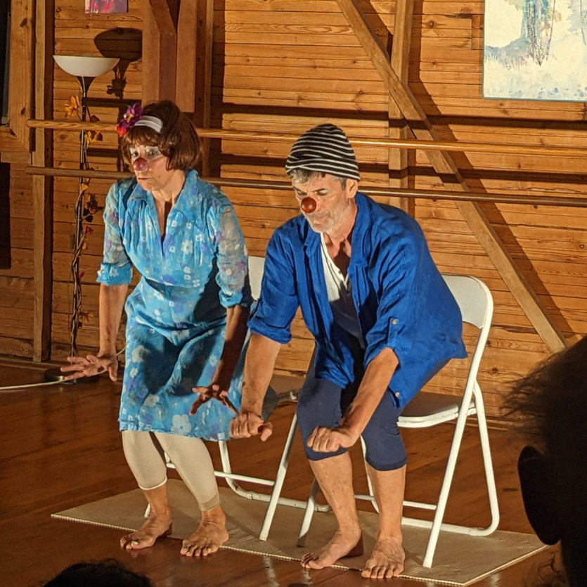 Clowns: duo de Claudia Nottale et Christopher Scarbeck Clowns: duo de Claudia Nottale et Christopher Scarbeck