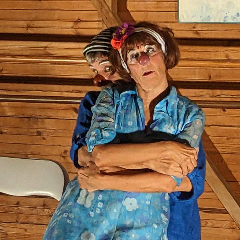 Clowns: duo de Claudia Nottale et Christopher Scarbeck Clowns: duo de Claudia Nottale et Christopher Scarbeck