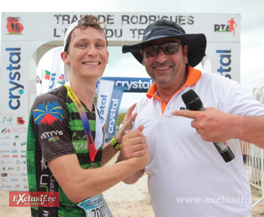 «Qui c'est le champion, Victor Guerdin bien sûr», annonce le sympathique et infatigable animateur Ludovic Collet «Qui c'est le champion, Victor Guerdin bien sûr», annonce le sympathique et infatigable animateur Ludovic Collet