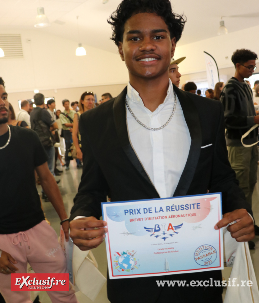 Cérémonie de remise des diplômes du Brevet d’Initiation Aéronautique (BIA): photos