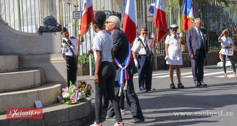 Sainte-Geneviève 2023: dépôt de gerbes à Saint-Denis Sainte-Geneviève 2023: dépôt de gerbes à Saint-Denis