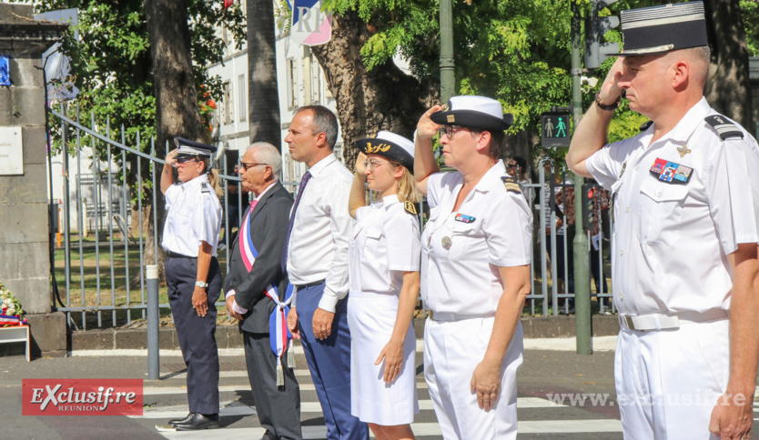Sainte-Geneviève 2023: dépôt de gerbes à Saint-Denis Sainte-Geneviève 2023: dépôt de gerbes à Saint-Denis