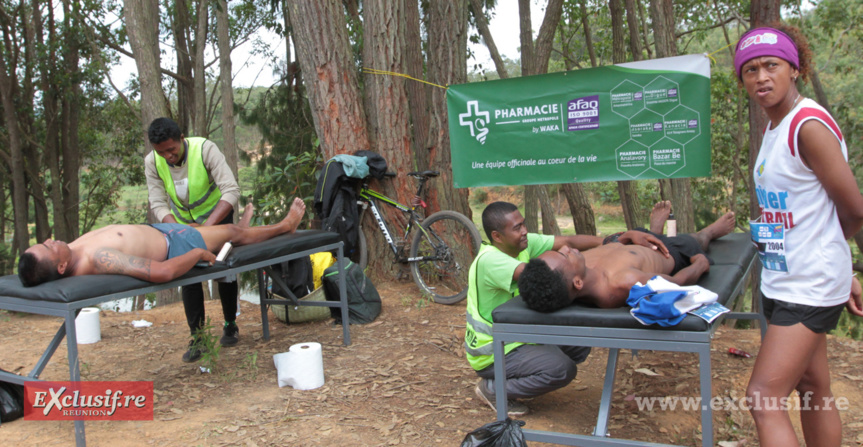 Massage en plein air au bord du lac sacré Ramiangaly