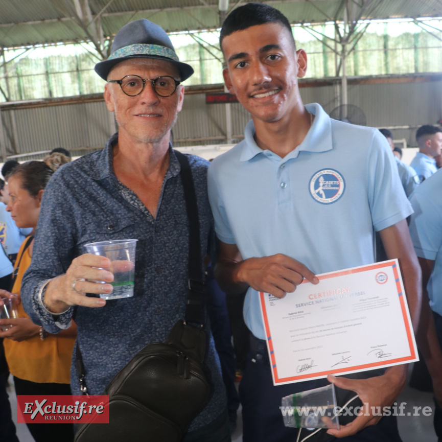 Gendarmerie: cérémonie de fin de stage et remise des diplômes aux cadets Gendarmerie: cérémonie de fin de stage et remise des diplômes aux cadets