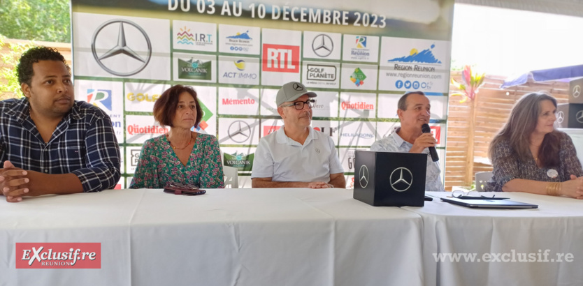 Conférence de presse en présence de plusieurs partenaires du tournoi Conférence de presse en présence de plusieurs partenaires du tournoi