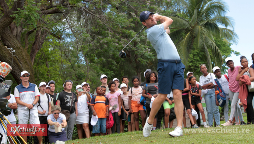 Stanislas Caturla sous les yeux ébahis des jeunes spectateurs Stanislas Caturla sous les yeux ébahis des jeunes spectateurs