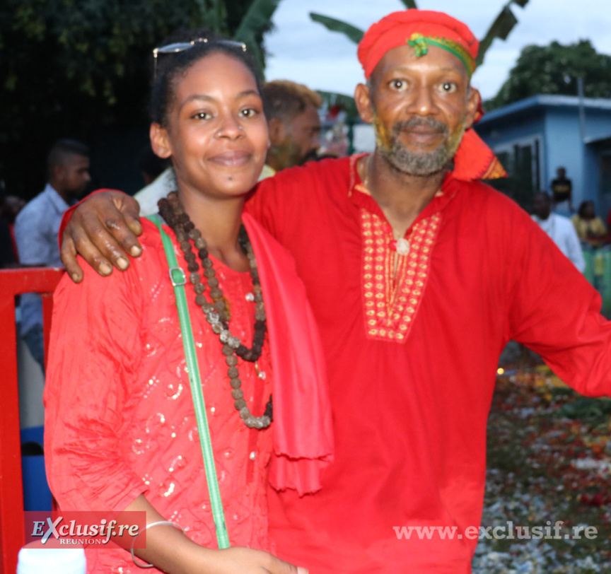 Marche sur le feu au temple du Chaudron: toutes les photos