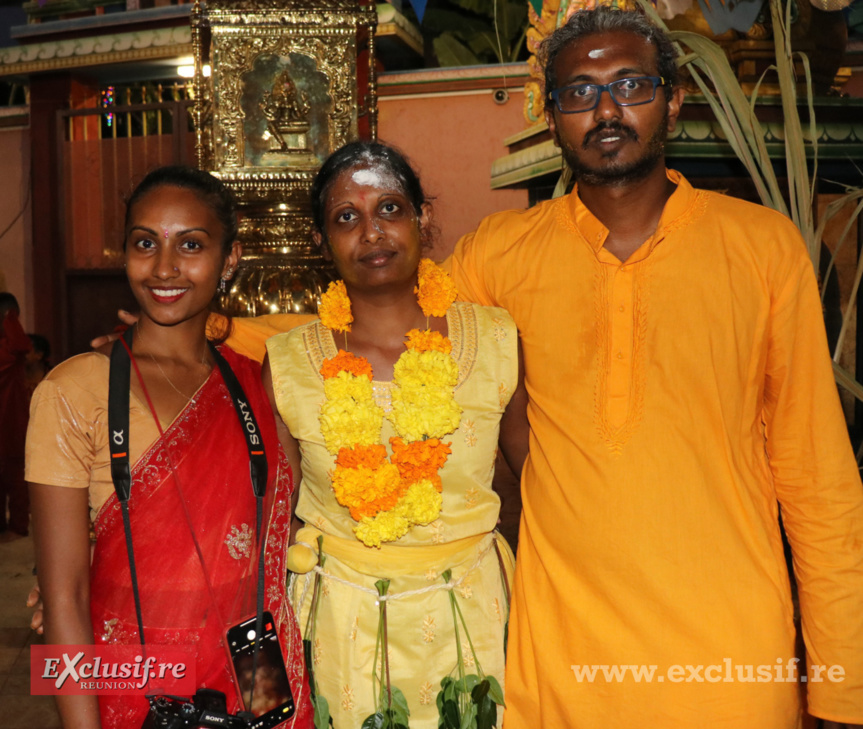 Marche sur le feu au temple du Chaudron: toutes les photos Marche sur le feu au temple du Chaudron: toutes les photos