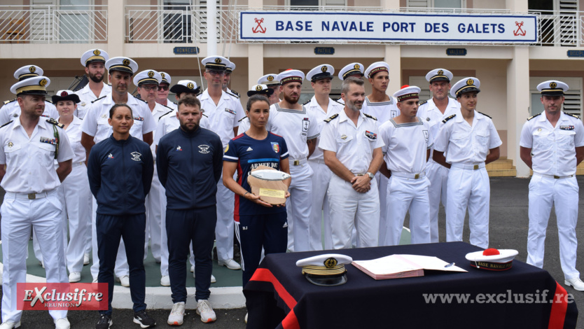 Photo-souvenir avec les marins