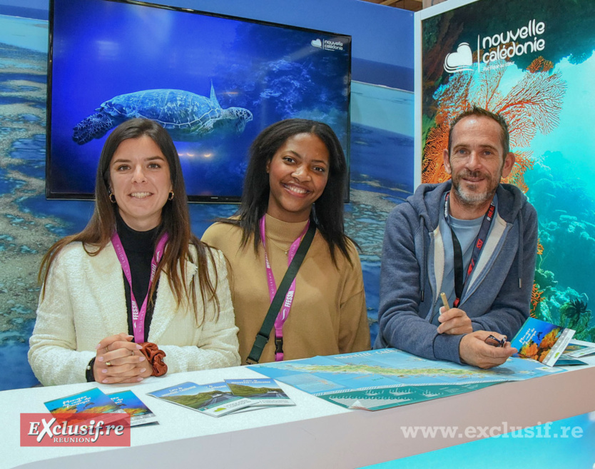 Stand de la Nouvelle-Calédonie. Avec Anaëlle Doutreleau (marketing), Clarice Lasémillante, directrice de N.-C. Tourisme, et Denis Mezzanfonte d'Abyss Plongée