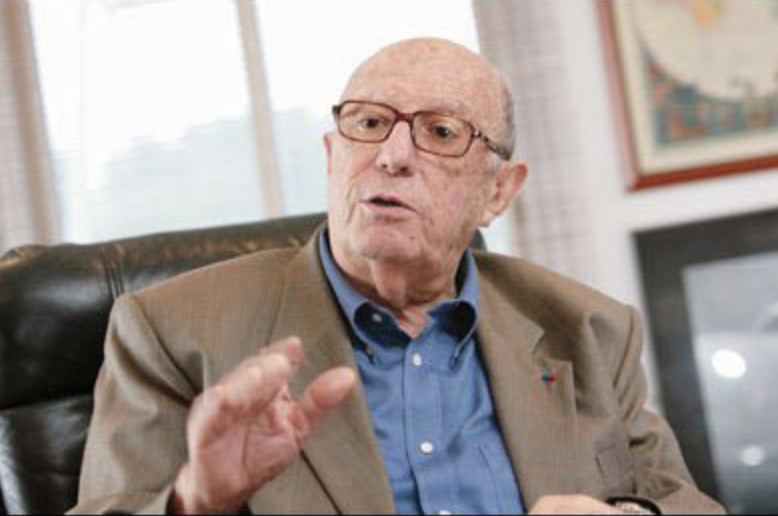 Gérard Ethève en 2012 (archives parution dans 7 Magazine Réunion) Gérard Ethève en 2012 (archives parution dans 7 Magazine Réunion)