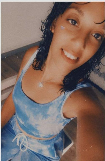 Christelle Jean François a été assassinée, photo publiée par son frère Julien sur Facebook pour un avis de recherche Christelle Jean François a été assassinée, photo publiée par son frère Julien sur Facebook pour un avis de recherche