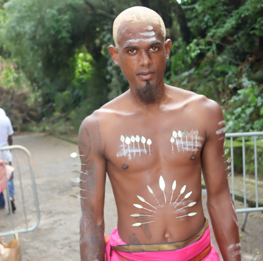 Cavadee à Saint-André, une cérémonie impressionnante!