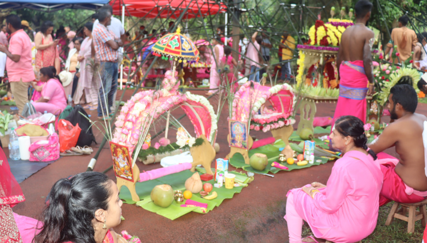 Cavadee à Saint-André, une cérémonie impressionnante! Cavadee à Saint-André, une cérémonie impressionnante!
