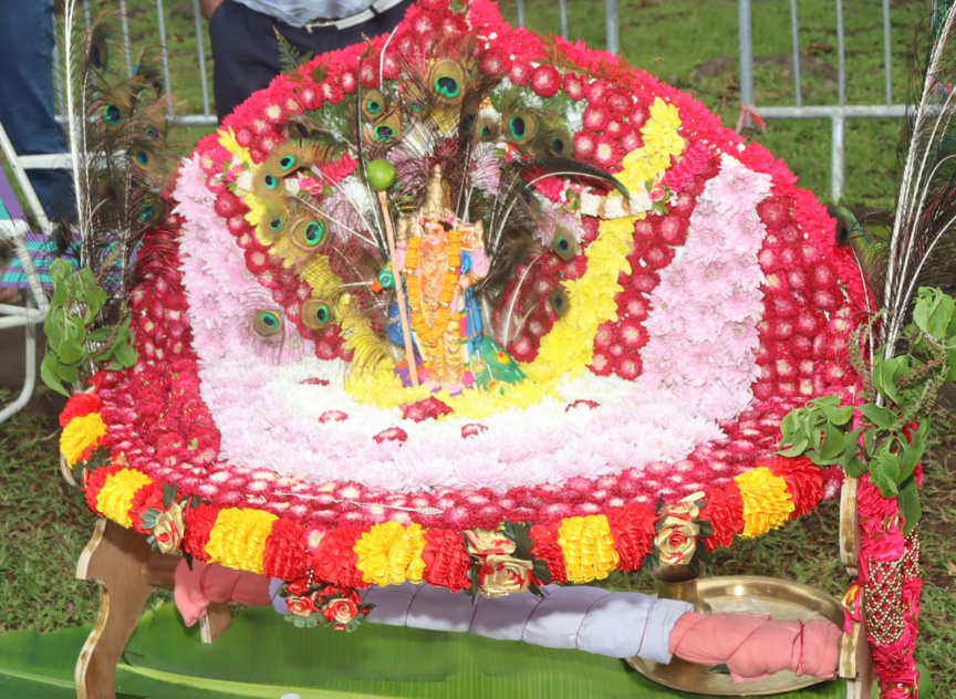 Cavadee à Saint-André, une cérémonie impressionnante!