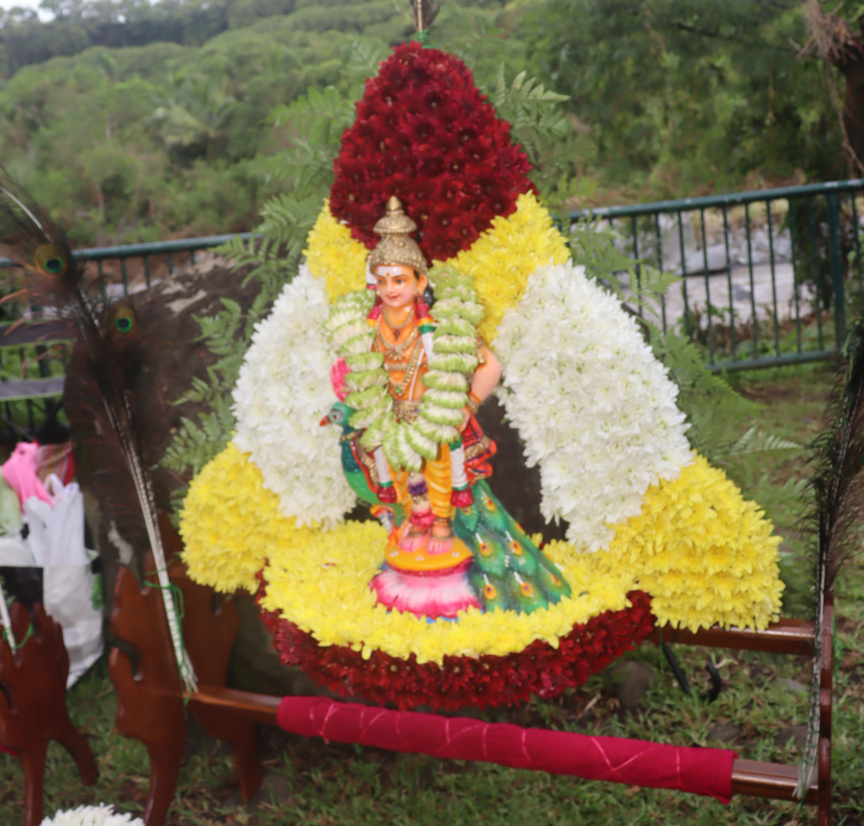 Cavadee à Saint-André, une cérémonie impressionnante!
