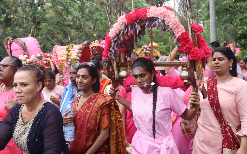 Cavadee à Saint-André, une cérémonie impressionnante! Cavadee à Saint-André, une cérémonie impressionnante!