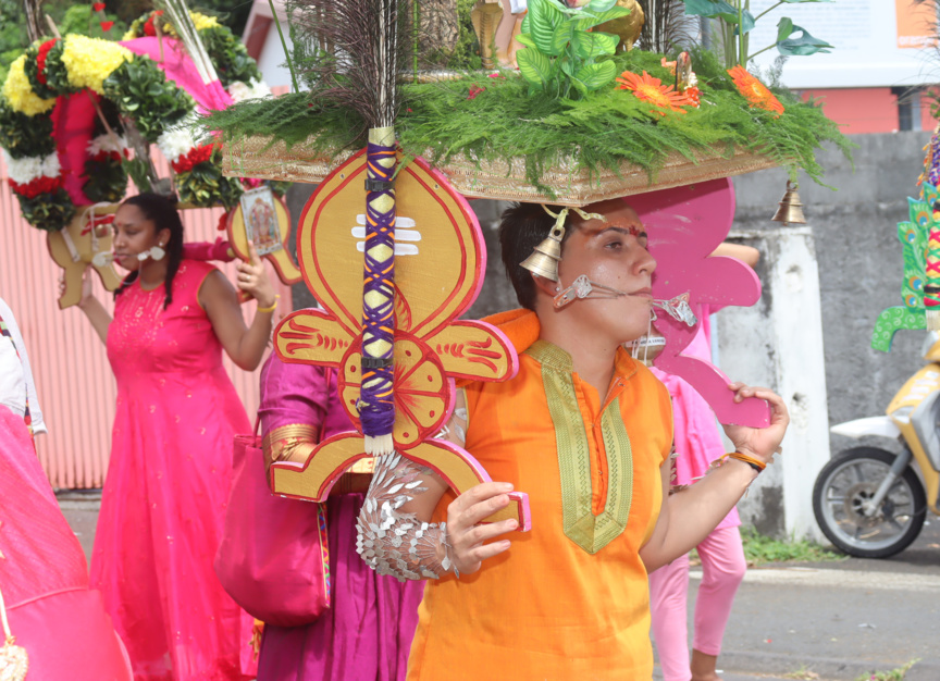 Cavadee à Saint-André, une cérémonie impressionnante!
