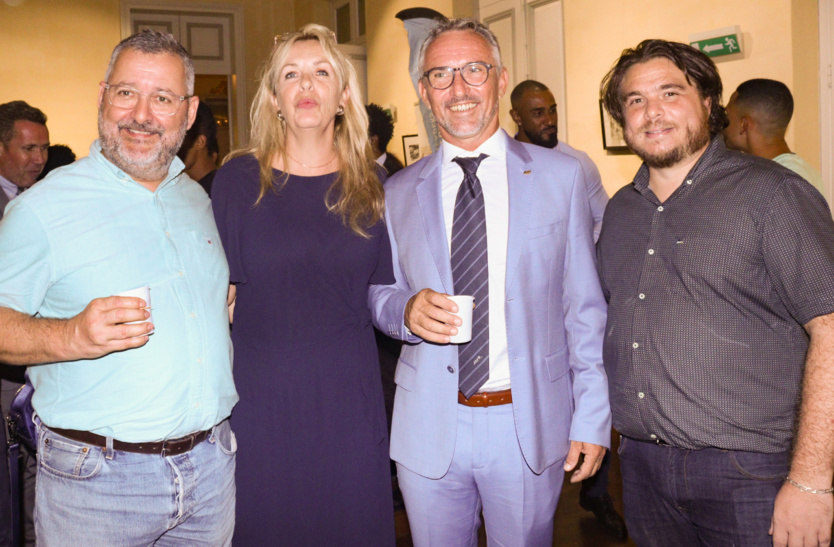 Jeune Chambre Economique Saint-Denis: Samuel Parny succède à Sarah Atiama Jeune Chambre Economique Saint-Denis: Samuel Parny succède à Sarah Atiama