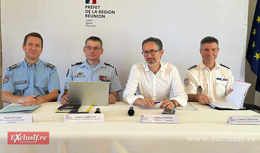 Nicolas Le Gall, directeur régional des Douanes, Frédéric Labrunye, commandant de la Gendarmerie nationale de La Réunion, Jérôme Filippini, Préfet de La Réunion, et Laurent Chavanne, directeur territorial de la Police nationale Nicolas Le Gall, directeur régional des Douanes, Frédéric Labrunye, commandant de la Gendarmerie nationale de La Réunion, Jérôme Filippini, Préfet de La Réunion, et Laurent Chavanne, directeur territorial de la Police nationale
