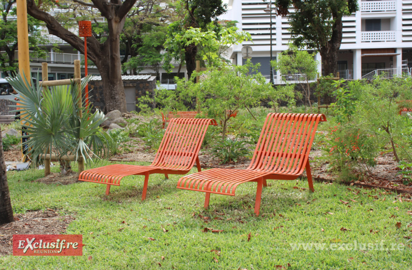 Ne l'appelez plus Square Labourdonnais: le nouveau "square du Barachois" ouvert Ne l'appelez plus Square Labourdonnais: le nouveau "square du Barachois" ouvert