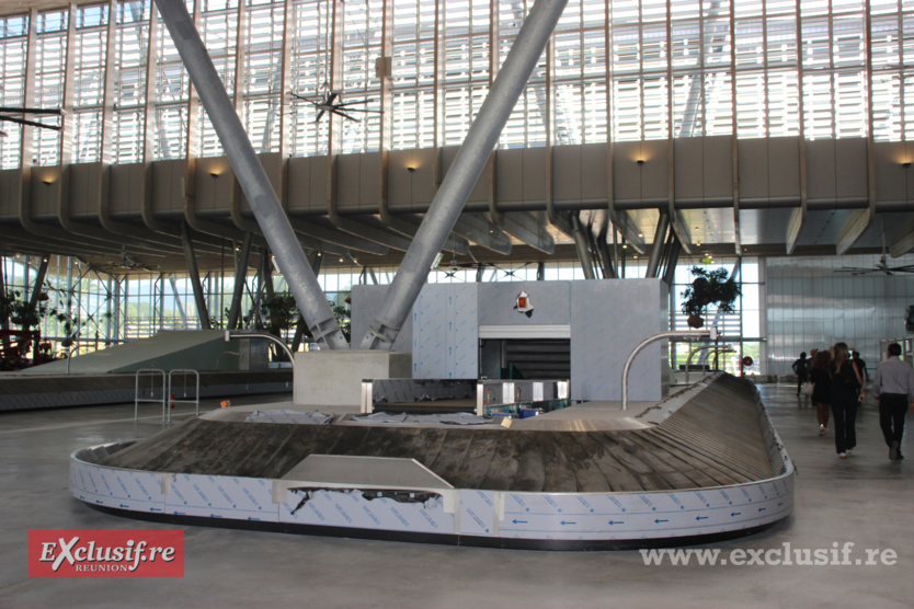 3 grands tapis de bagages à disposition