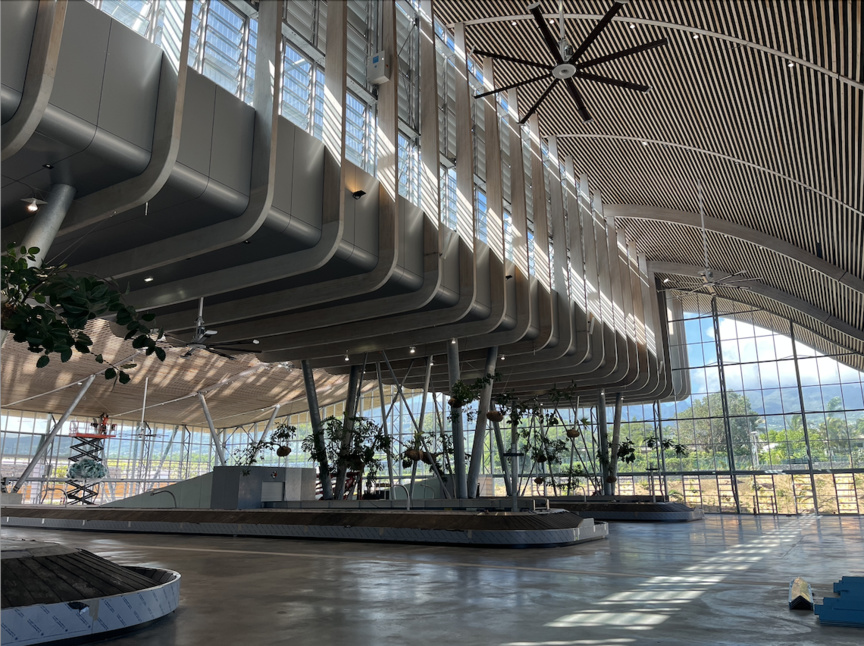 Le canyon situé au-dessus de la salle de livraison Le canyon situé au-dessus de la salle de livraison