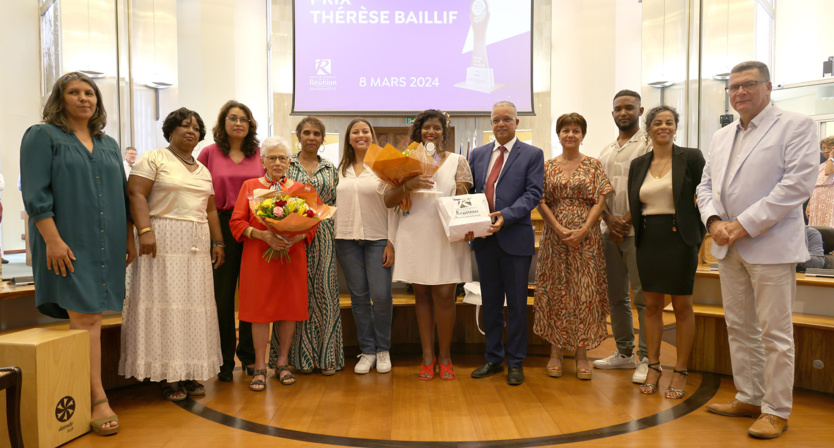 Avec les élu.e.s du Département Avec les élu.e.s du Département