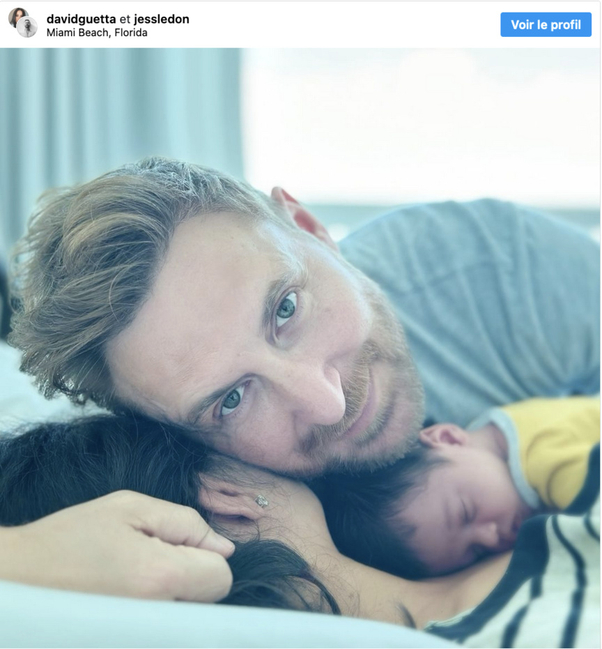 La photo de famille publiée par David Guetta La photo de famille publiée par David Guetta